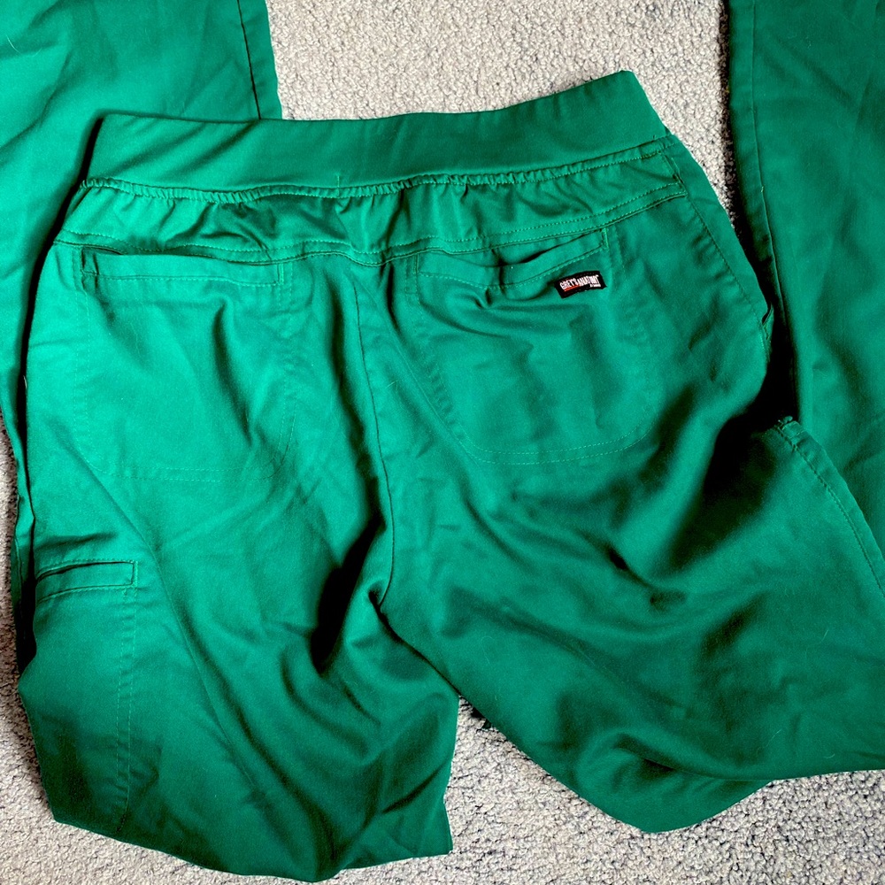 Grey’s anatomy scrub bottom
